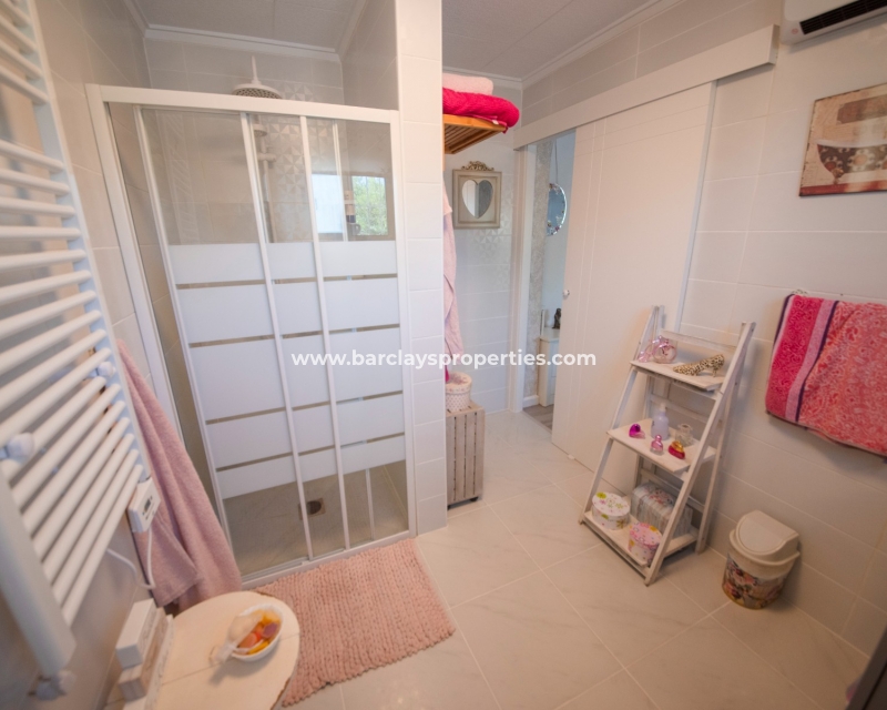 Wederverkoop - Vrijstaande Villa - Urb. La Marina