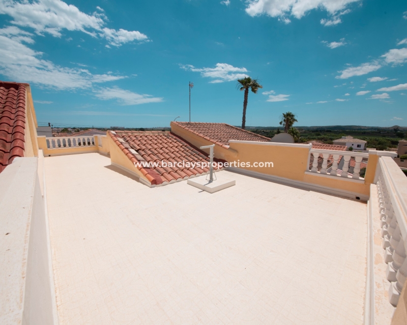 Wederverkoop - Vrijstaande Villa - Urb. La Marina