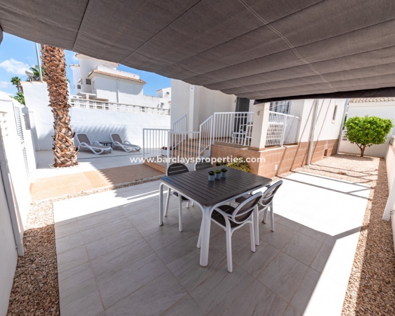 Wederverkoop - Vrijstaande Villa - Urb. La Marina