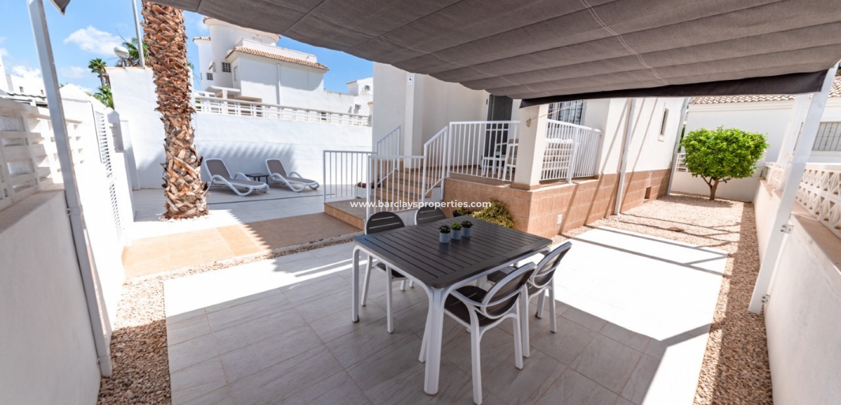 Wederverkoop - Vrijstaande Villa - Urb. La Marina