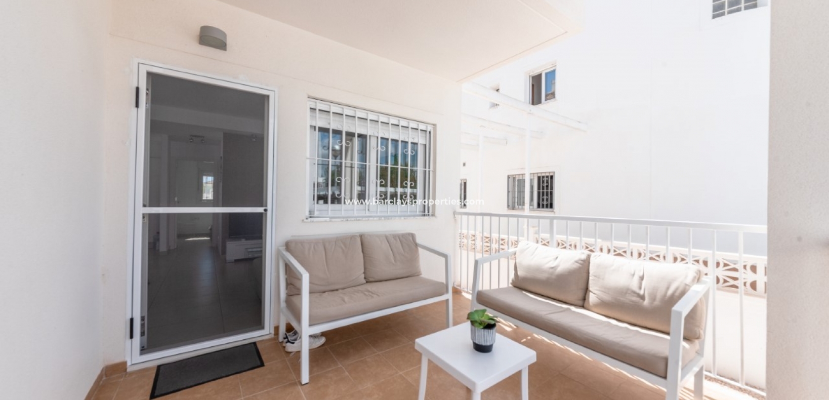 Wederverkoop - Vrijstaande Villa - Urb. La Marina