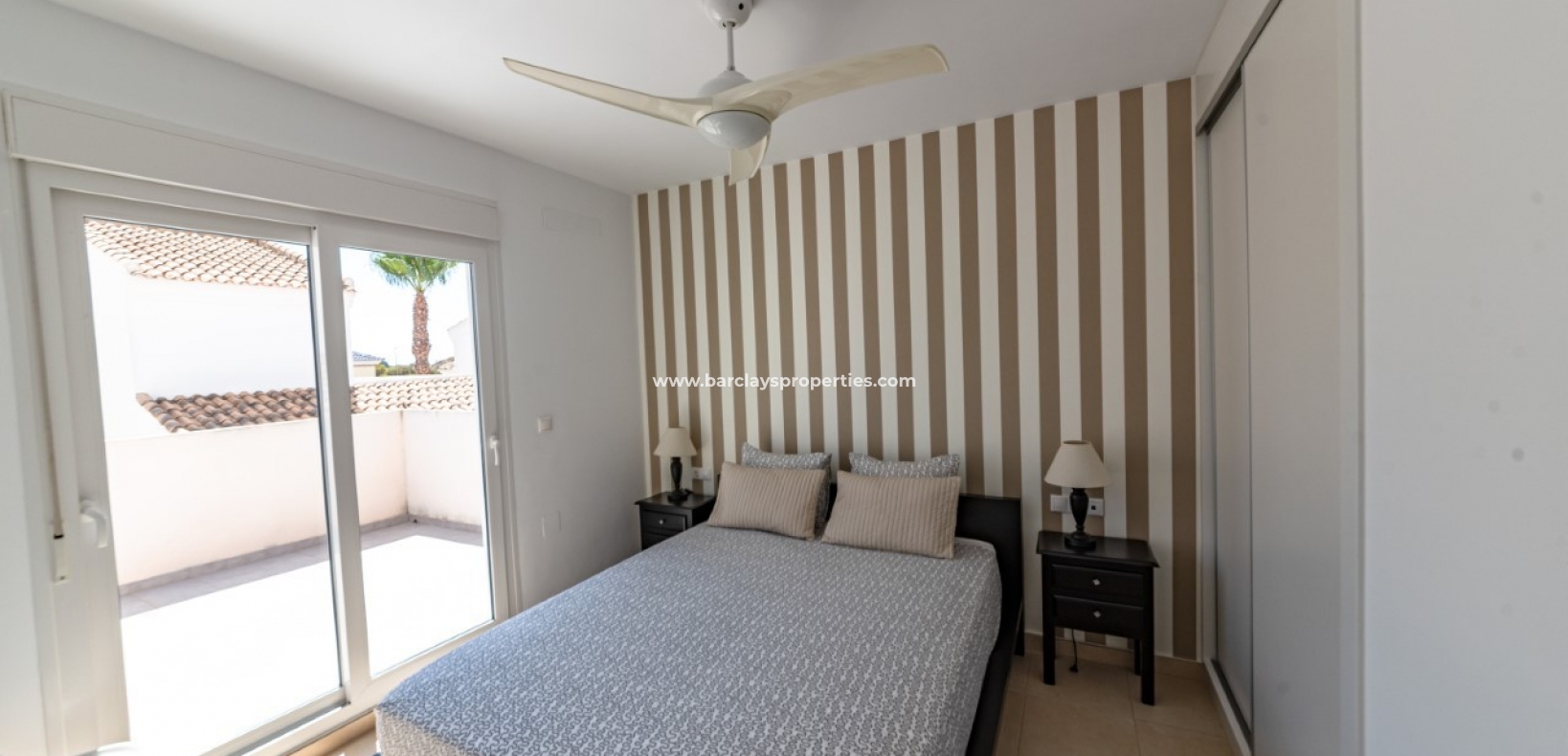 Wederverkoop - Vrijstaande Villa - Urb. La Marina