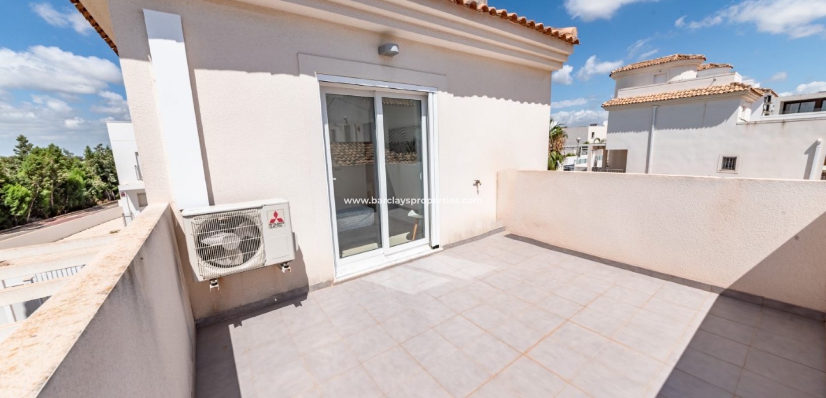 Wederverkoop - Vrijstaande Villa - Urb. La Marina