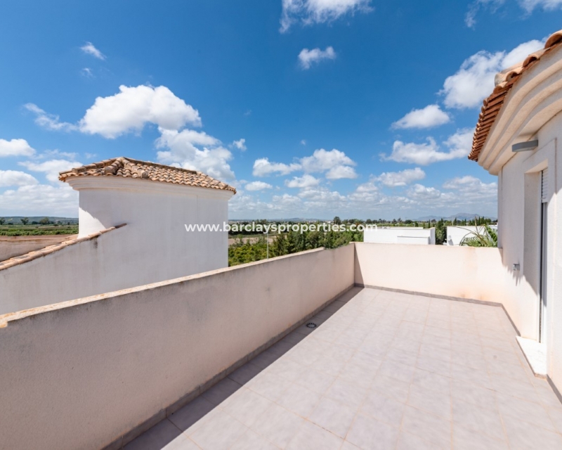 Wederverkoop - Vrijstaande Villa - Urb. La Marina