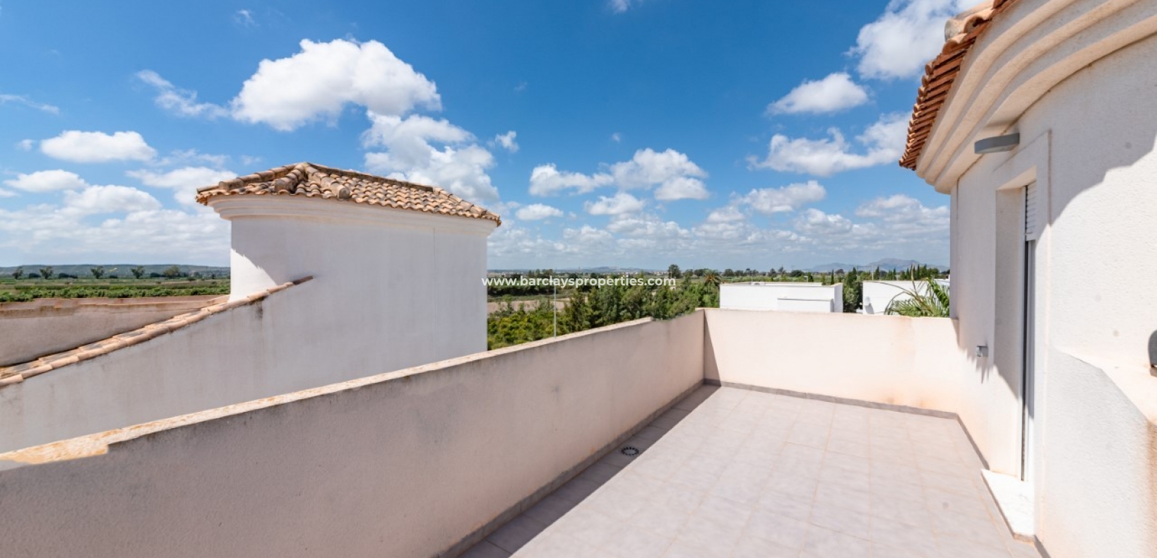 Wederverkoop - Vrijstaande Villa - Urb. La Marina