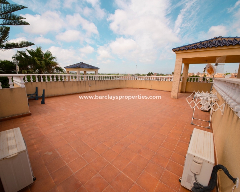 Wederverkoop - Vrijstaande Villa - Urb. La Marina