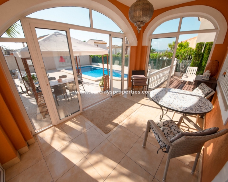 Wederverkoop - Vrijstaande Villa - Urb. La Marina