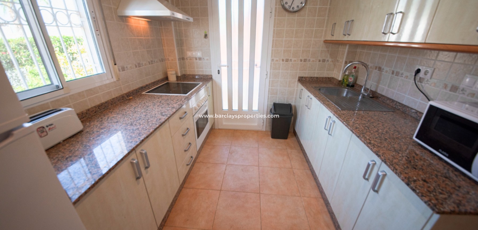 Wederverkoop - Vrijstaande Villa - Urb. La Marina