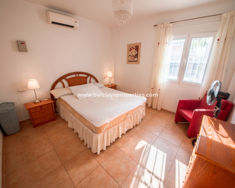 Wederverkoop - Vrijstaande Villa - Urb. La Marina