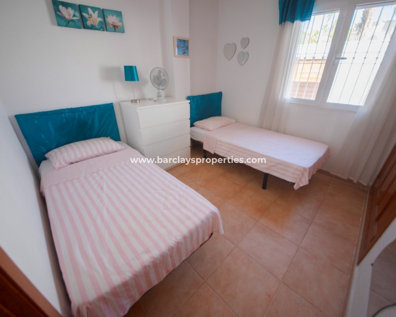 Wederverkoop - Vrijstaande Villa - Urb. La Marina