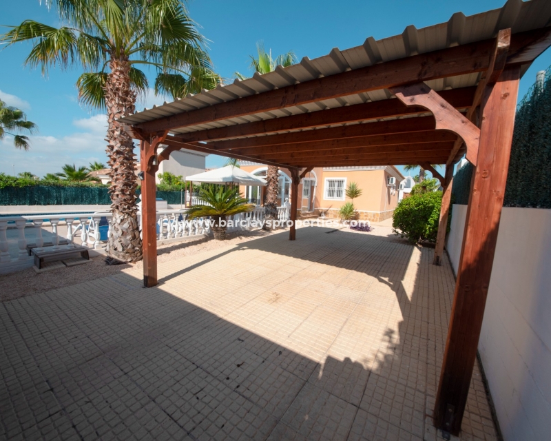 Wederverkoop - Vrijstaande Villa - Urb. La Marina