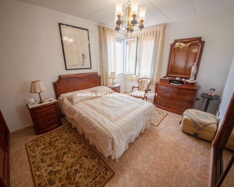 Wederverkoop - Vrijstaande Villa - Urb. La Marina