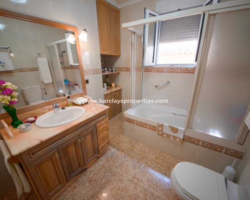 Wederverkoop - Vrijstaande Villa - Urb. La Marina