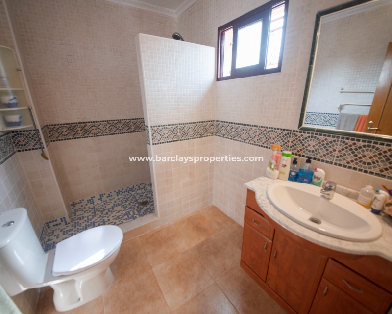 Wederverkoop - Vrijstaande Villa - Urb. La Marina