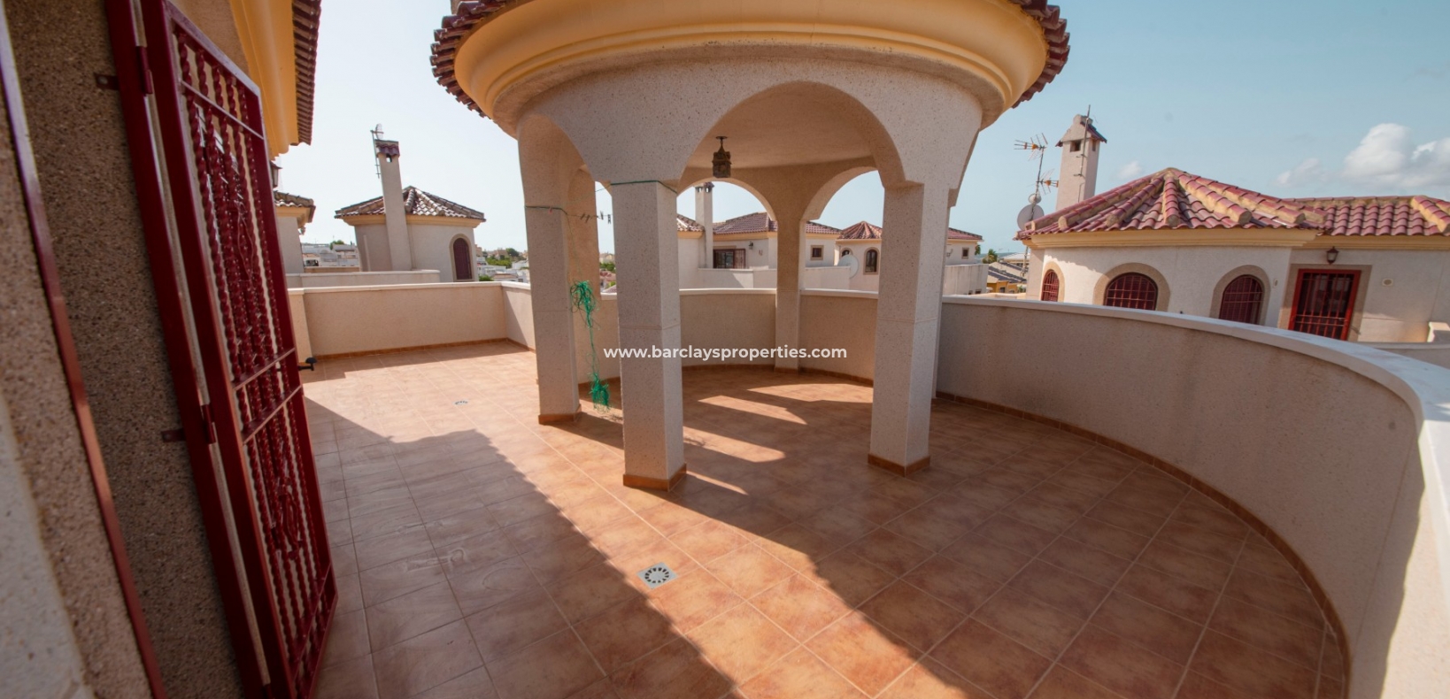 Wederverkoop - Vrijstaande Villa - Urb. La Marina