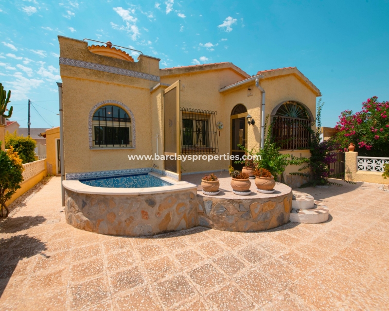 Wederverkoop - Vrijstaande Villa - Urb. La Marina