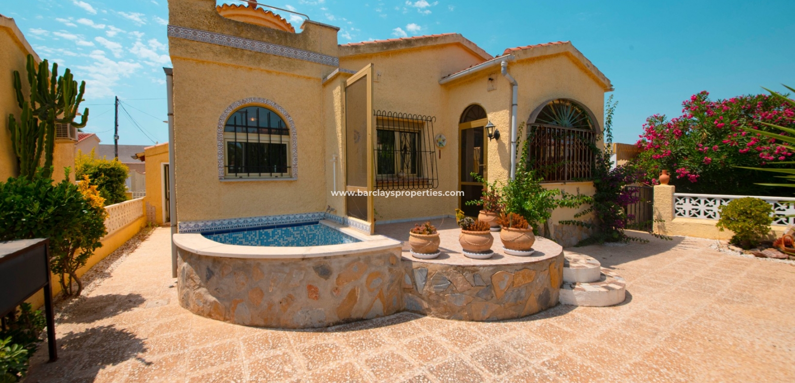 Wederverkoop - Vrijstaande Villa - Urb. La Marina