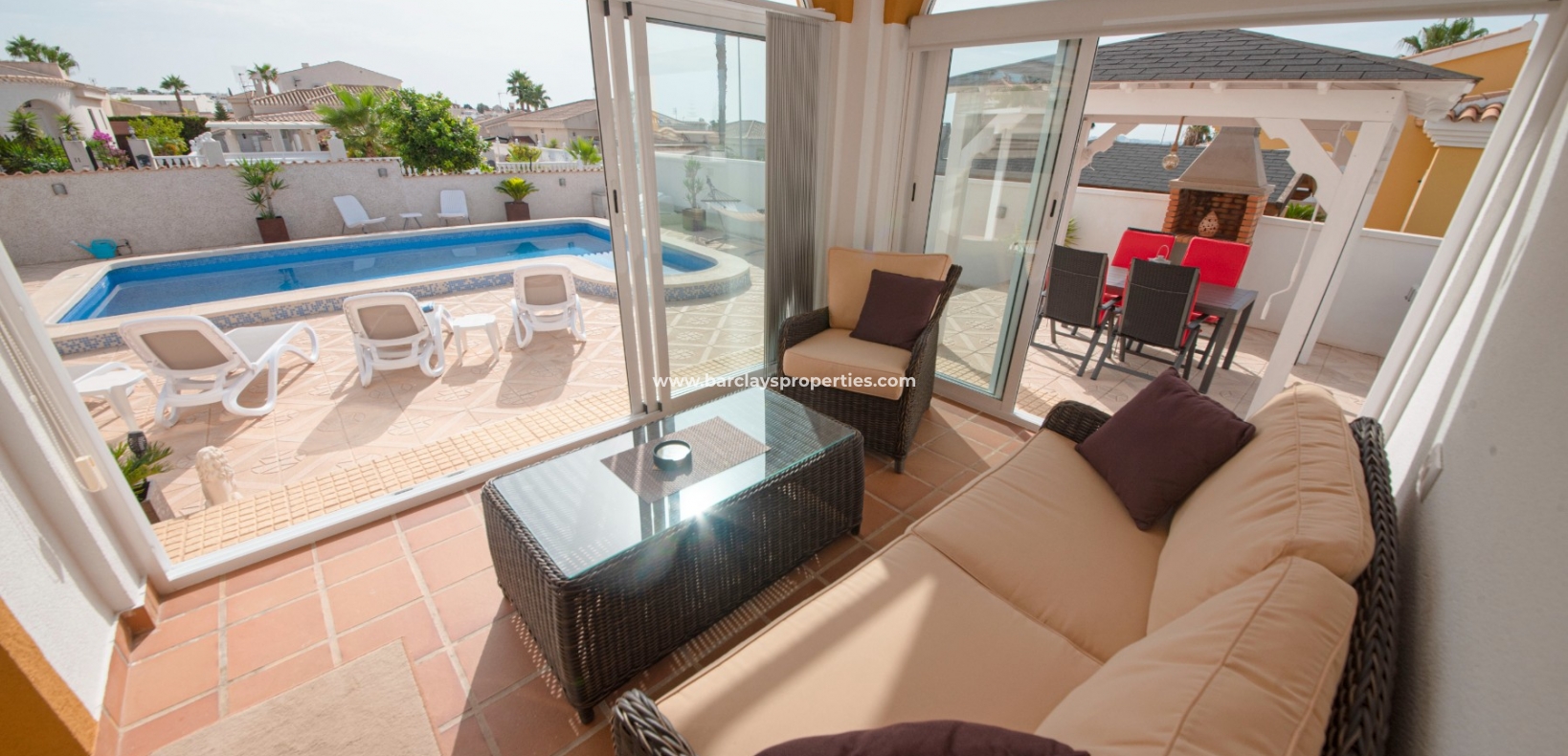 Wederverkoop - Vrijstaande Villa - Urb. La Marina