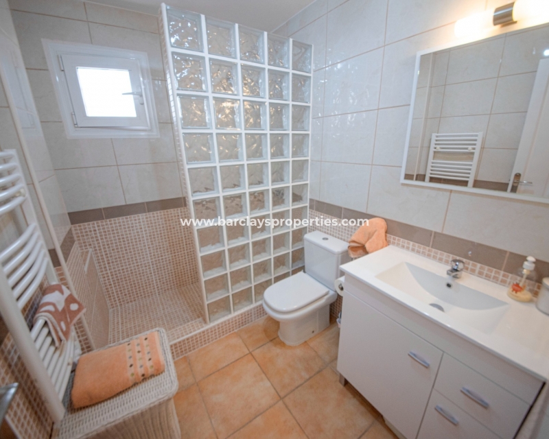 Wederverkoop - Vrijstaande Villa - Urb. La Marina