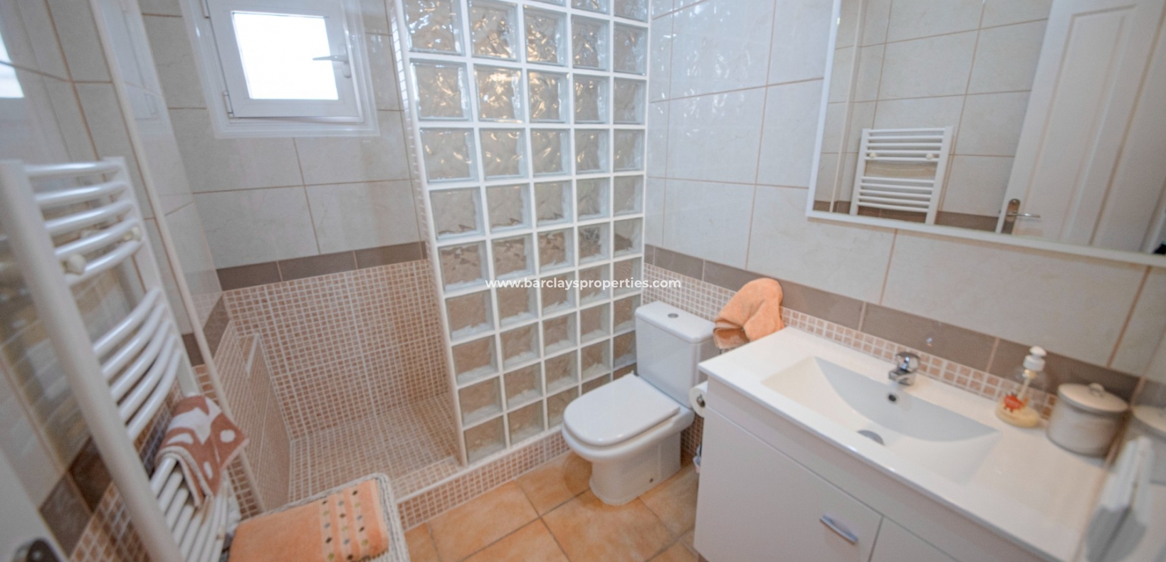 Wederverkoop - Vrijstaande Villa - Urb. La Marina