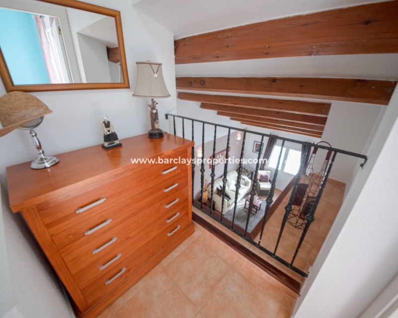 Wederverkoop - Vrijstaande Villa - Urb. La Marina