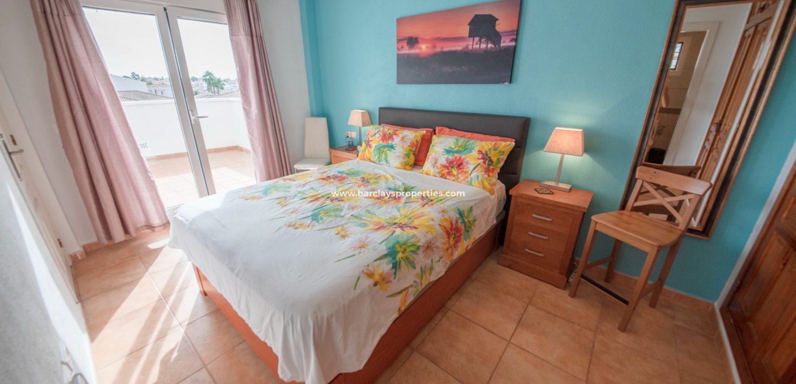 Wederverkoop - Vrijstaande Villa - Urb. La Marina