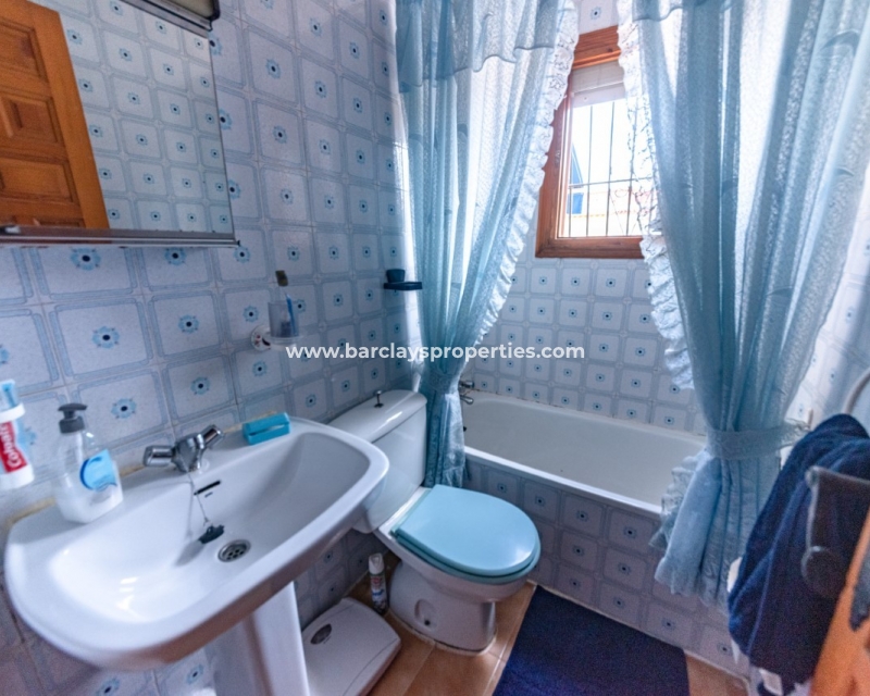 Wederverkoop - Vrijstaande Villa - Urb. La Marina