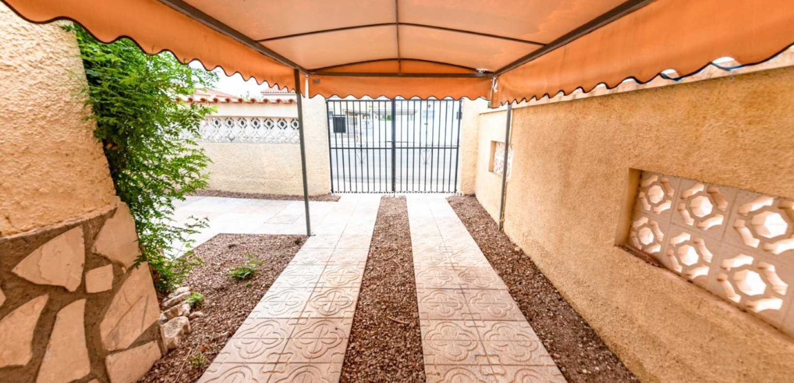 Wederverkoop - Vrijstaande Villa - Urb. La Marina