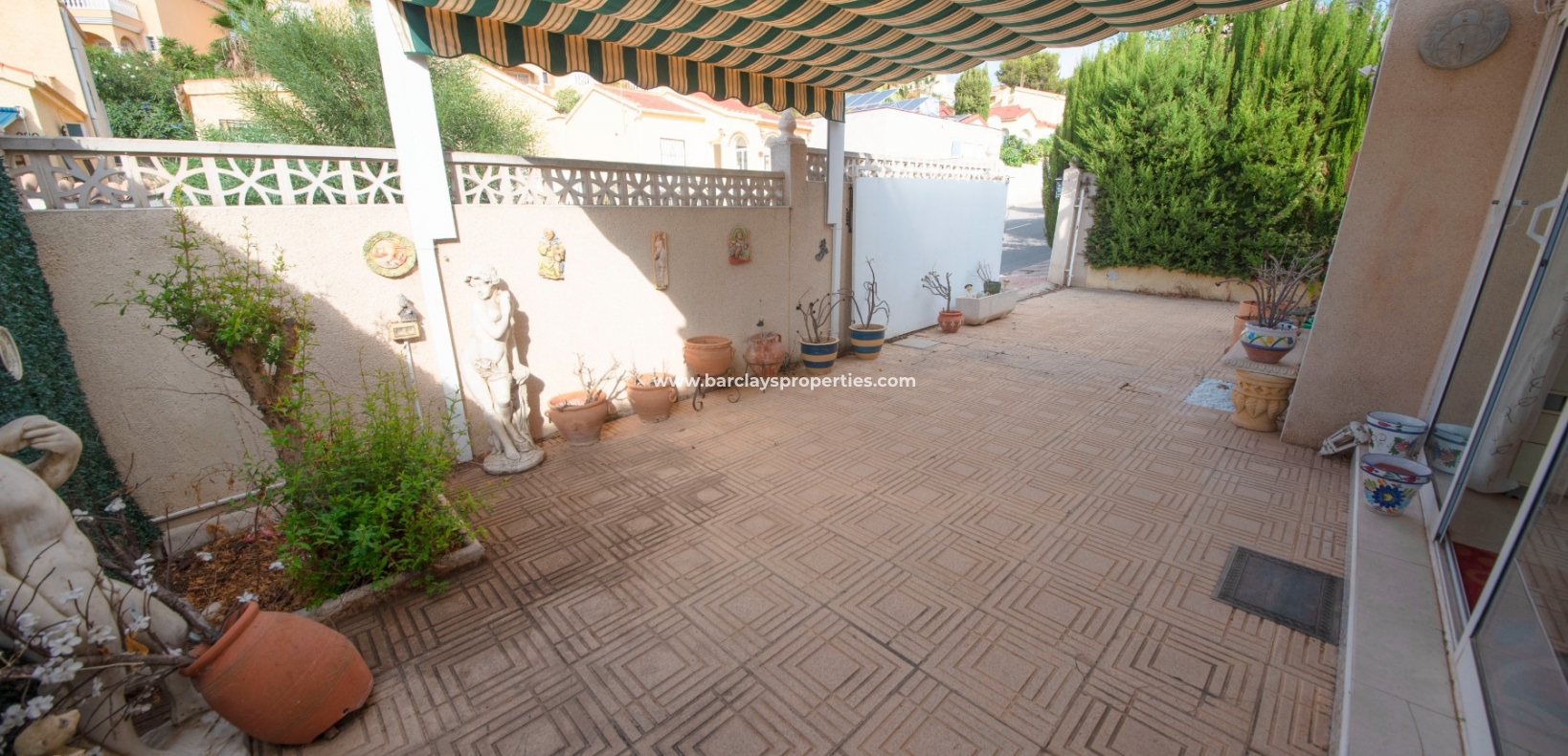 Wederverkoop - Vrijstaande Villa - Urb. La Marina