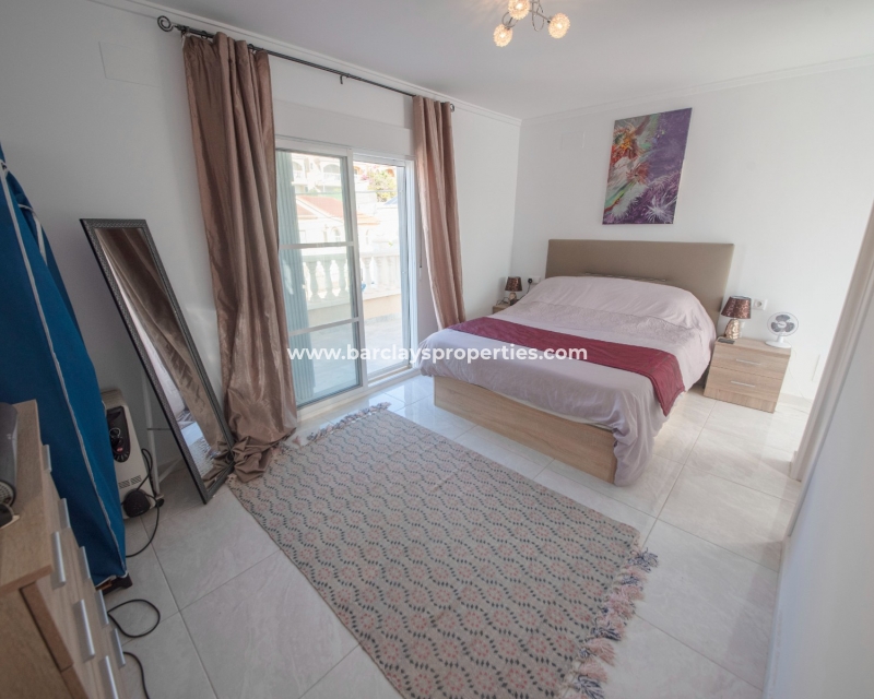 Wederverkoop - Vrijstaande Villa - Urb. La Marina