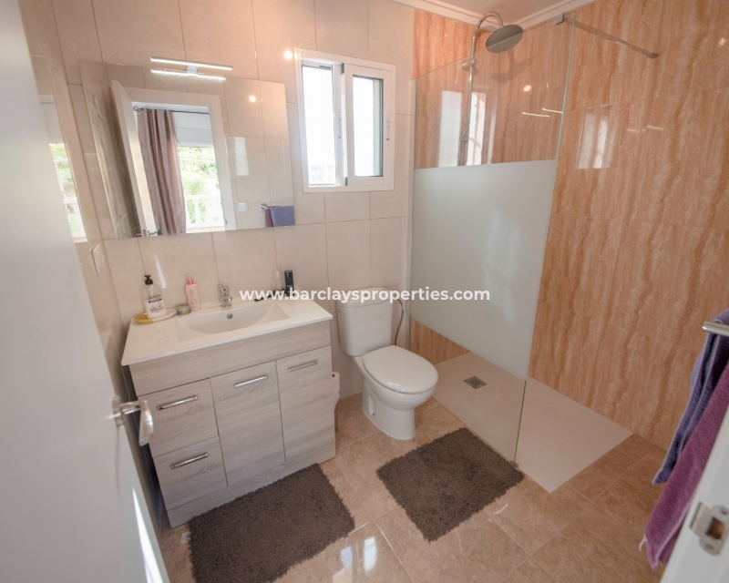 Wederverkoop - Vrijstaande Villa - Urb. La Marina