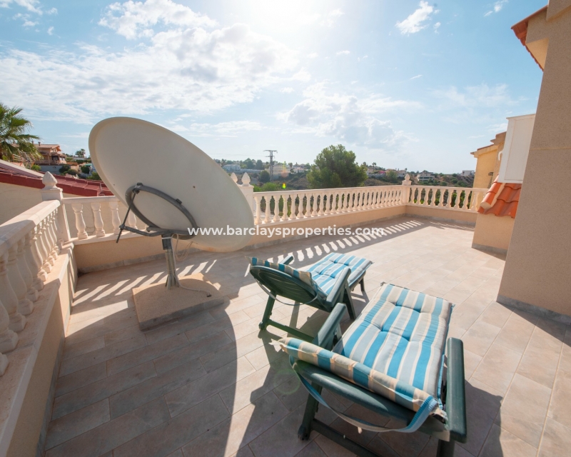 Wederverkoop - Vrijstaande Villa - Urb. La Marina