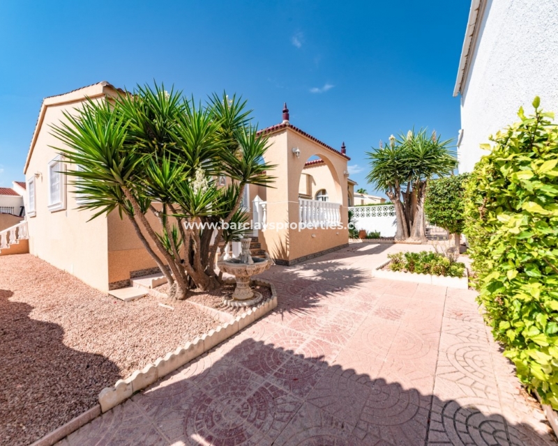 Wederverkoop - Vrijstaande Villa - Urb. La Marina