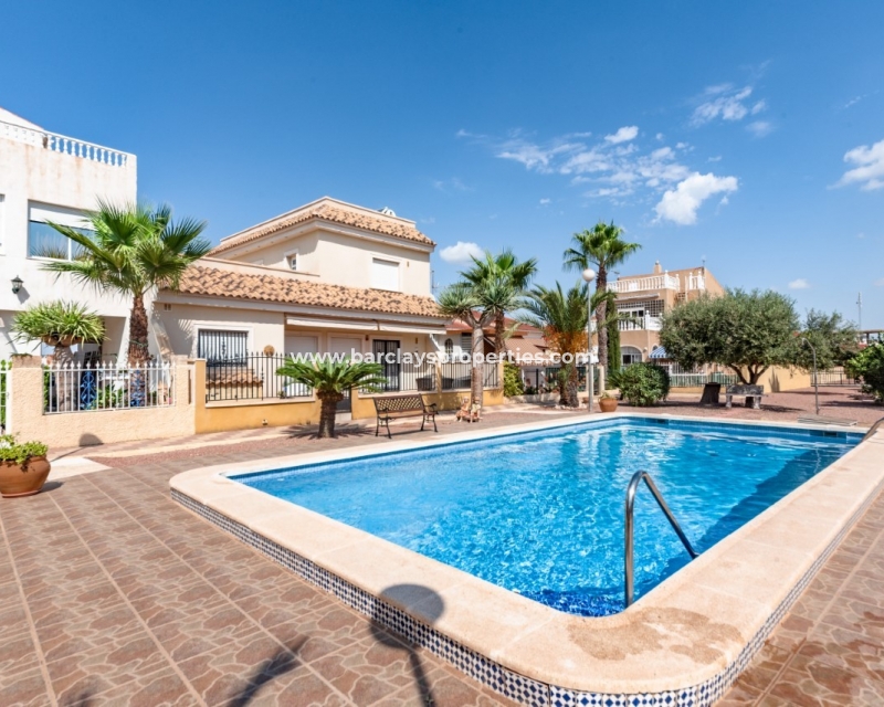 Wederverkoop - Vrijstaande Villa - Urb. La Marina