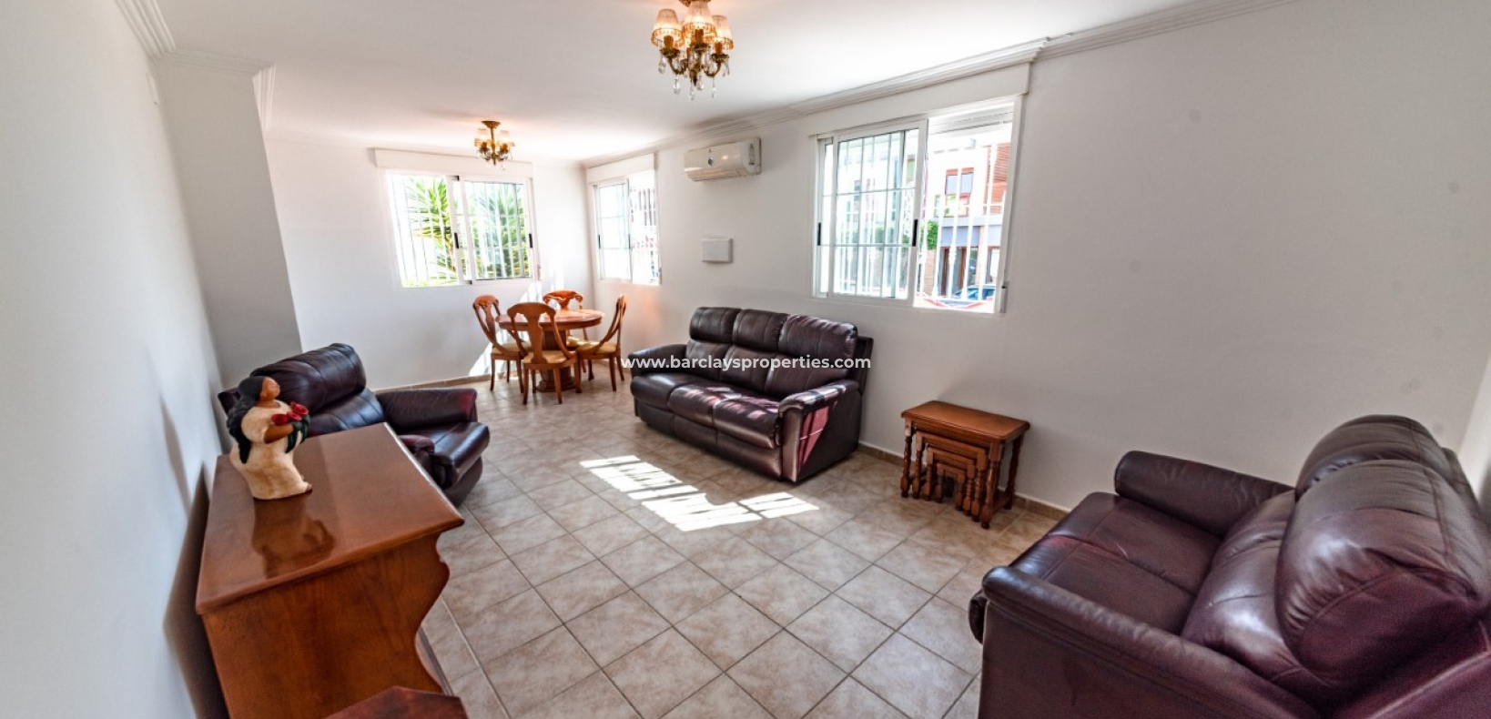 Wederverkoop - Vrijstaande Villa - Urb. La Marina