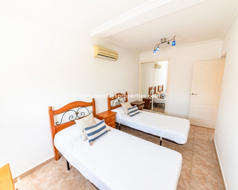 Wederverkoop - Vrijstaande Villa - Urb. La Marina