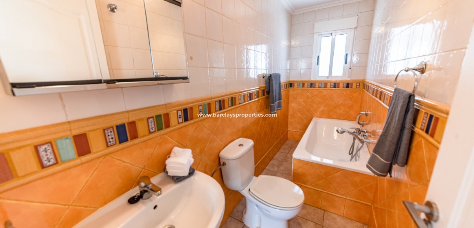 Wederverkoop - Vrijstaande Villa - Urb. La Marina