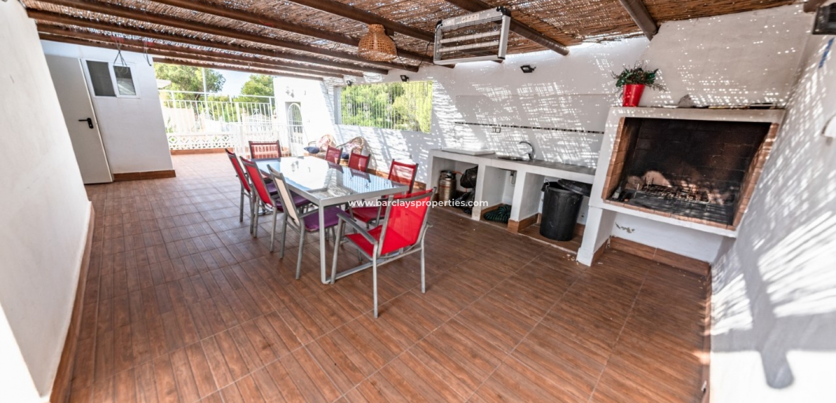 Wederverkoop - Vrijstaande Villa - Urb. La Marina