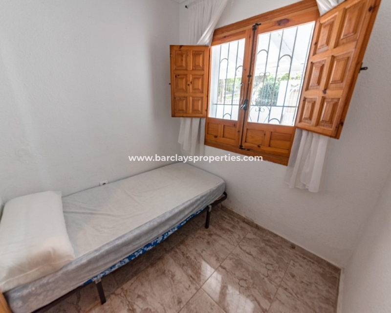 Wederverkoop - Vrijstaande Villa - Urb. La Marina