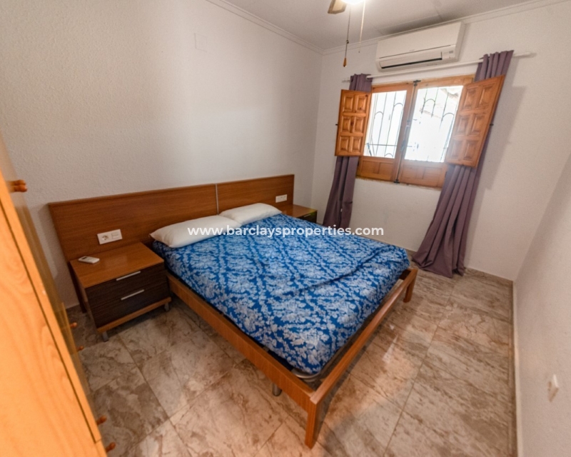 Wederverkoop - Vrijstaande Villa - Urb. La Marina