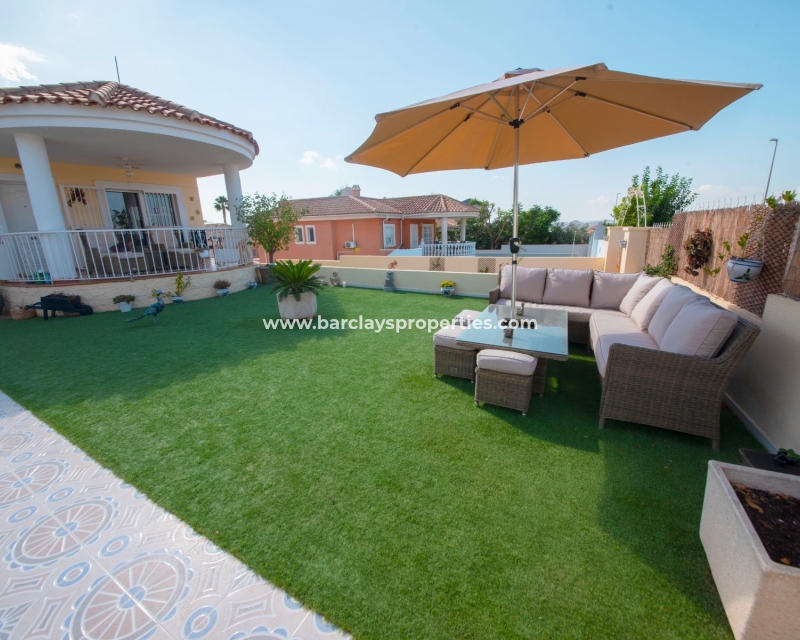 Wederverkoop - Vrijstaande Villa - Urb. La Marina