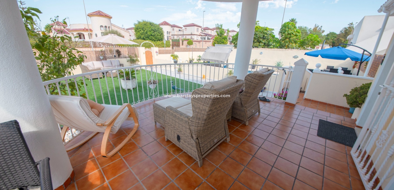 Wederverkoop - Vrijstaande Villa - Urb. La Marina