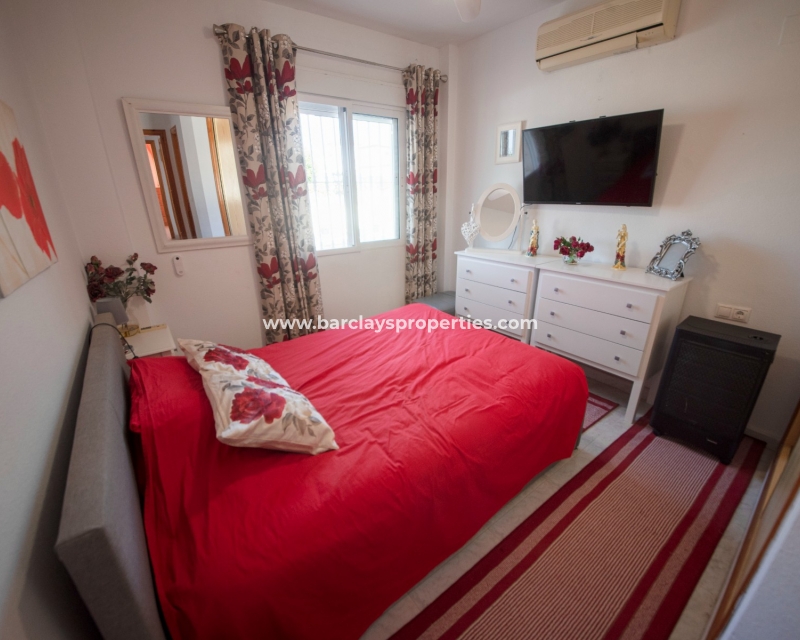 Wederverkoop - Vrijstaande Villa - Urb. La Marina