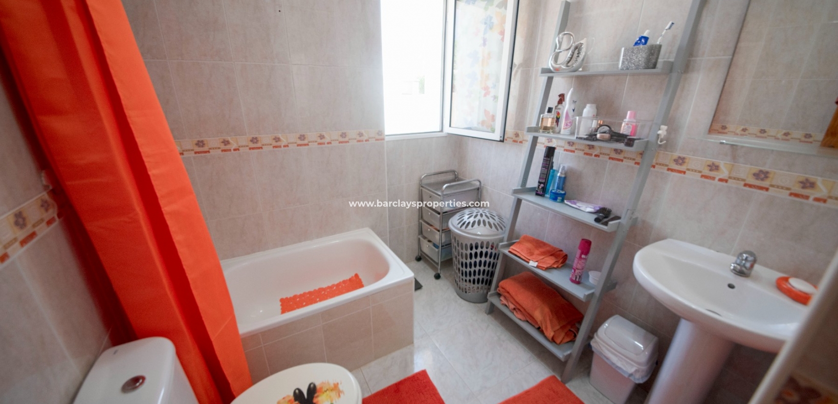 Wederverkoop - Vrijstaande Villa - Urb. La Marina