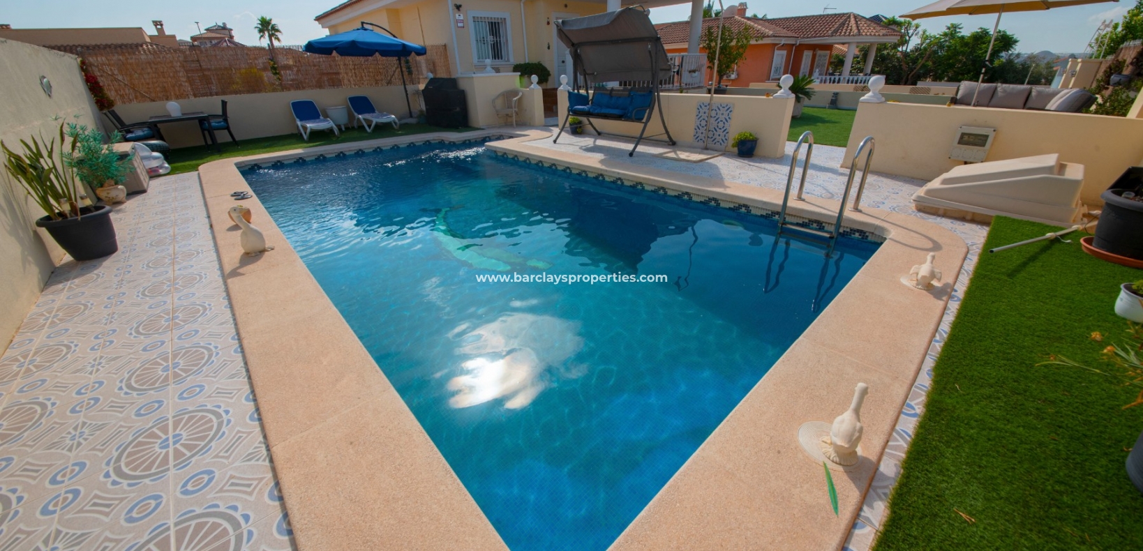 Wederverkoop - Vrijstaande Villa - Urb. La Marina