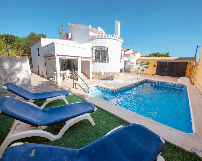 Wederverkoop - Vrijstaande Villa - Urb. La Marina