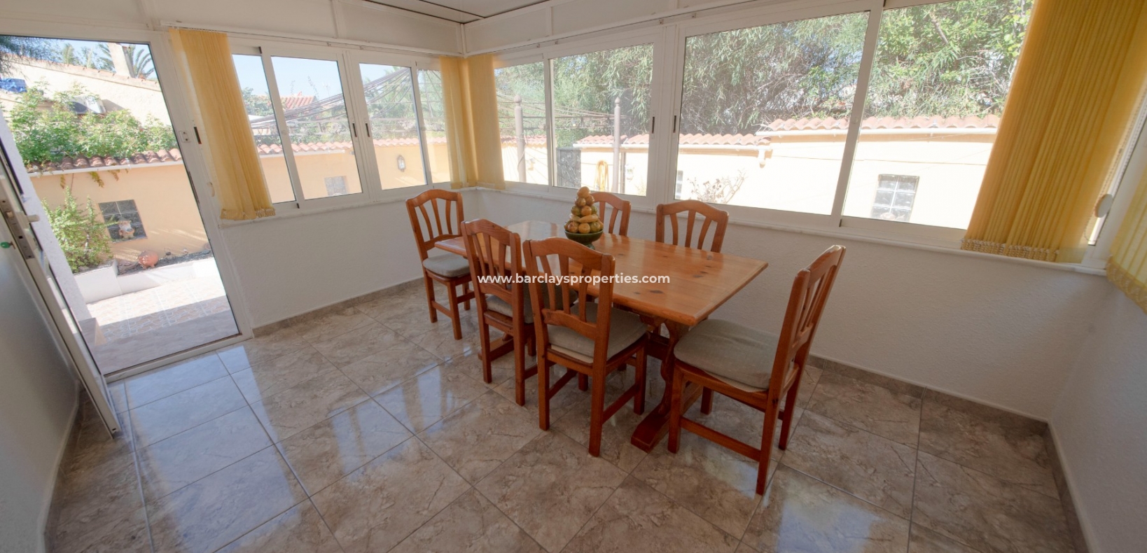 Wederverkoop - Vrijstaande Villa - Urb. La Marina