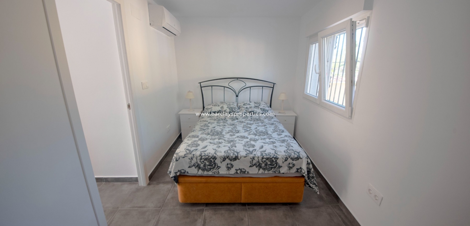 Wederverkoop - Vrijstaande Villa - Urb. La Marina