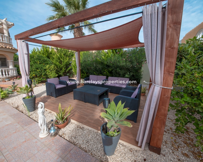 Wederverkoop - Vrijstaande Villa - Urb. La Marina