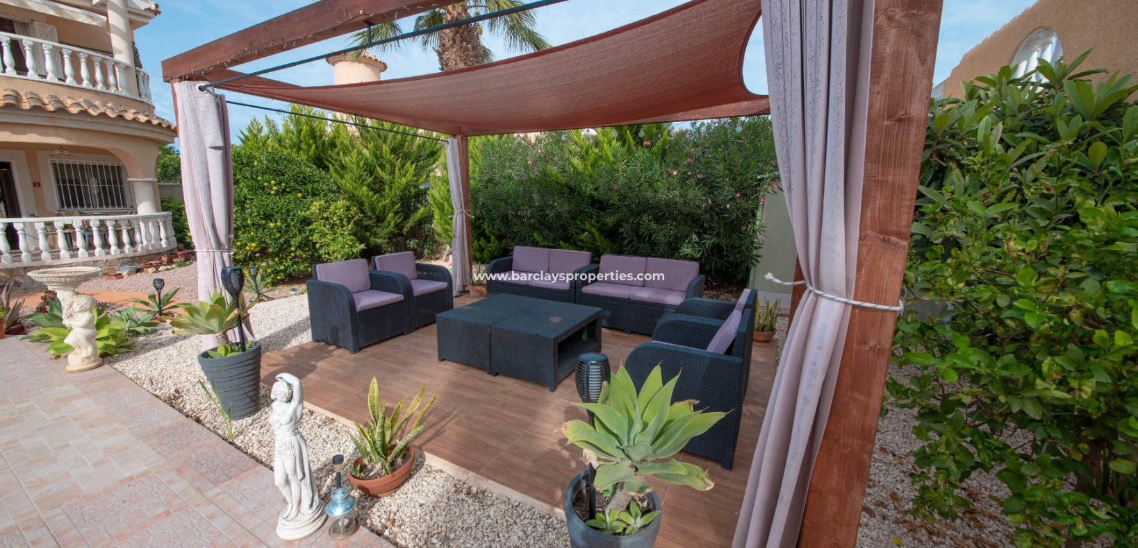 Wederverkoop - Vrijstaande Villa - Urb. La Marina